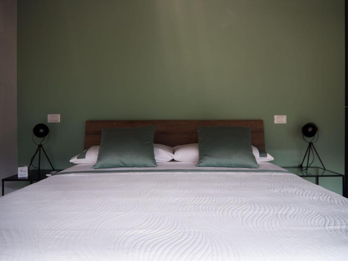 La Terrazza Sulle Vigne B&B Corte Franca Luaran gambar