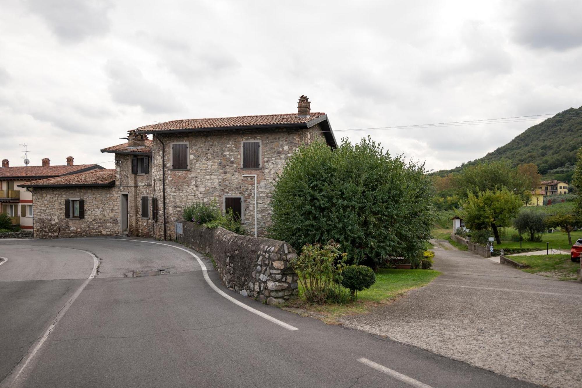 La Terrazza Sulle Vigne B&B Corte Franca Luaran gambar