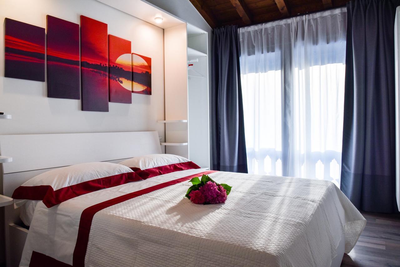 La Terrazza Sulle Vigne B&B Corte Franca Luaran gambar